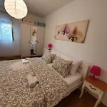 Nikolina 아파트 *